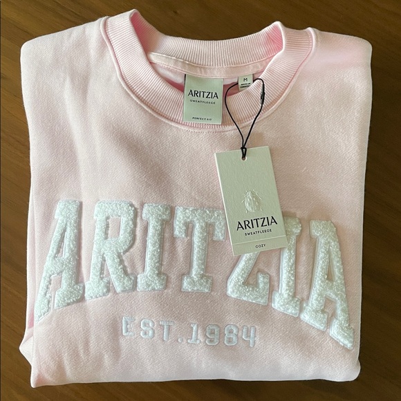 Aritzia Cozy Sweatfleece Perfect Crew Light Pink Crewneck Sweatshirt - Picture 10 of 11